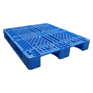 plastic-pallets-858351-(1)